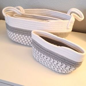 Mini towelette organizer